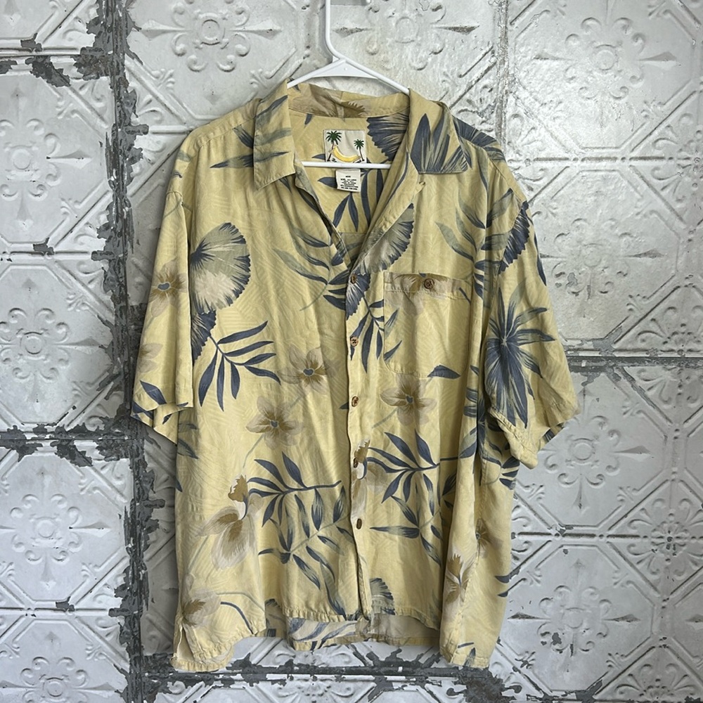 Vintage banana cabana silk hawaiin button down